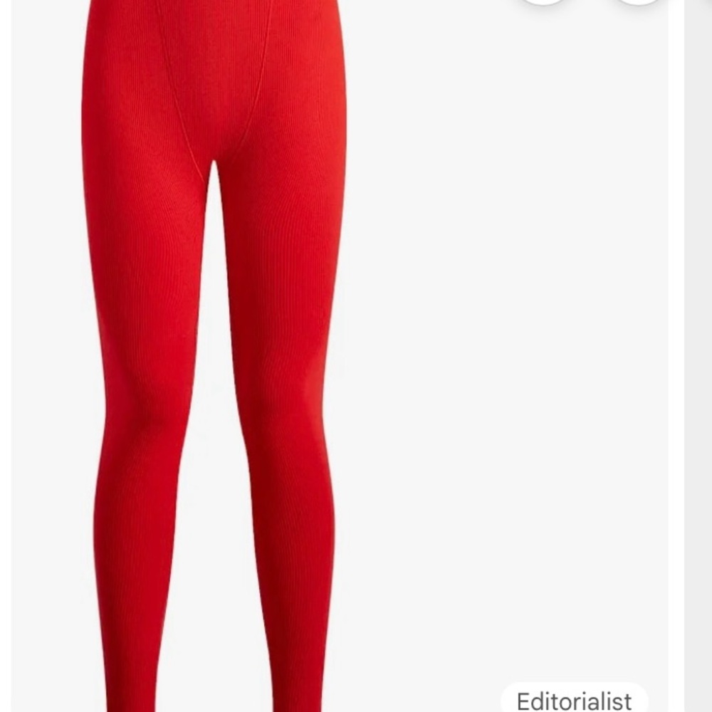 Skims Red Ribbed Crop Top and Leggings Set - Picture 5 of 8